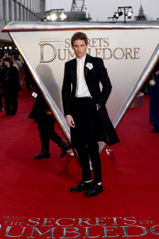 色愁久久久人愁久下一句押韵吗